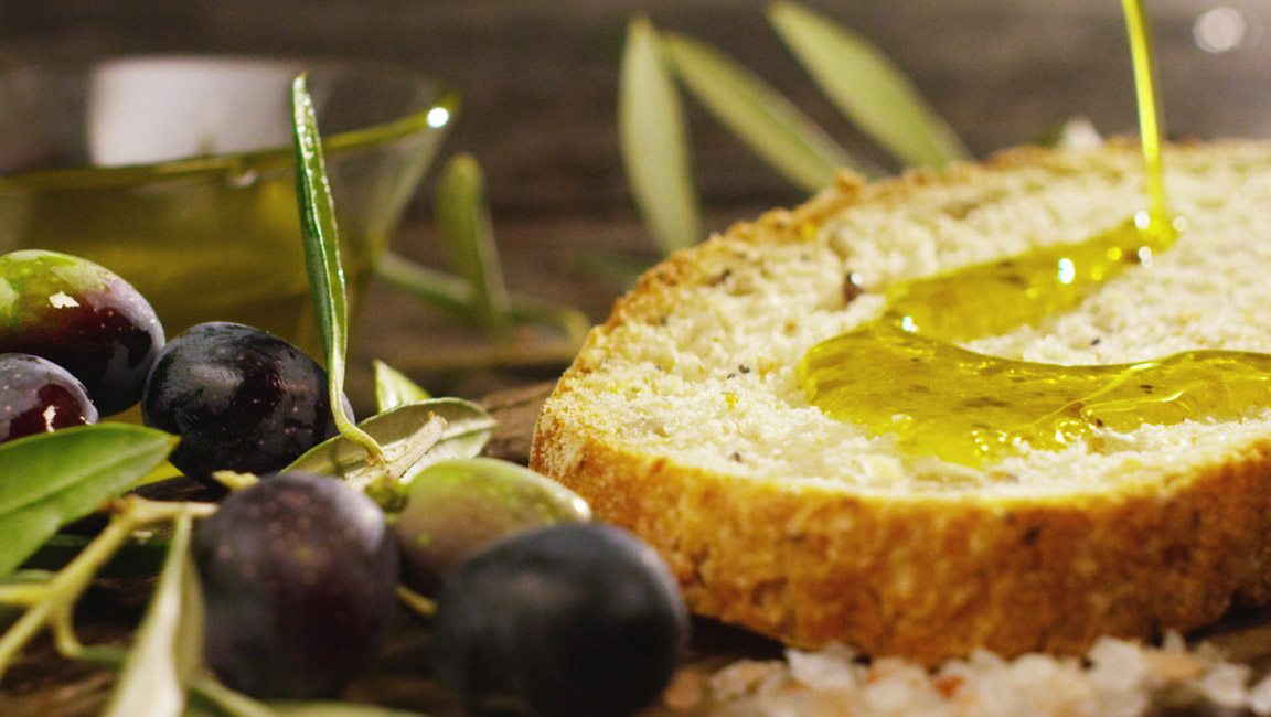 olio_extravergine_oliva.jpg
